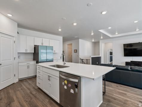 663 W 1360 N Tooele UT 84074