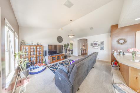 1125 W 3090 S Syracuse UT 84075