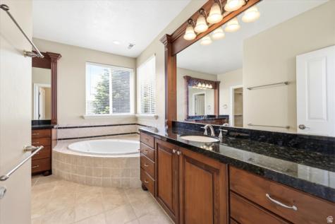 1733 E Crimson Oak Drive Draper UT 84020