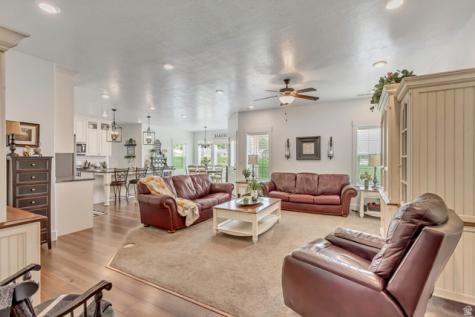 919 E 2050 N North Ogden UT 84414