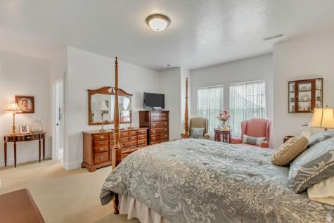 919 E 2050 N North Ogden UT 84414