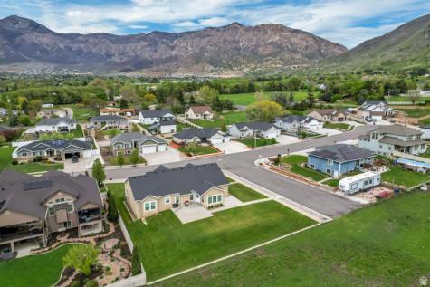 919 E 2050 N North Ogden UT 84414