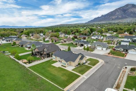 919 E 2050 N North Ogden UT 84414