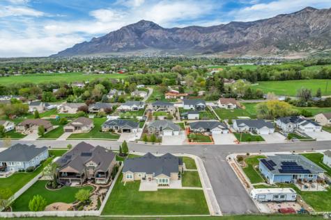 919 E 2050 N North Ogden UT 84414