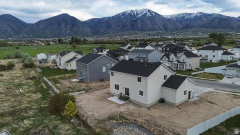 1327 E 320 S Payson UT 84651