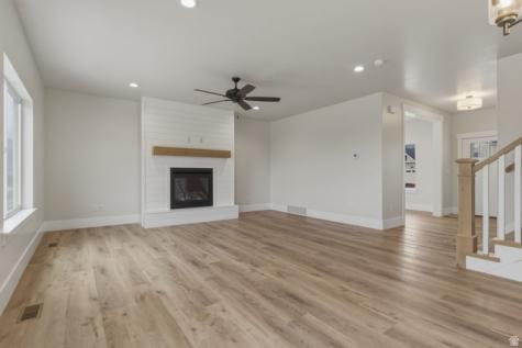 1327 E 320 S Payson UT 84651