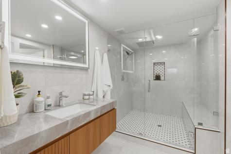 5845 S 1900 E Holladay UT 84121