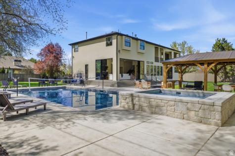 5845 S 1900 E Holladay UT 84121