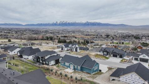86 S 950 E Hyde Park UT 84318