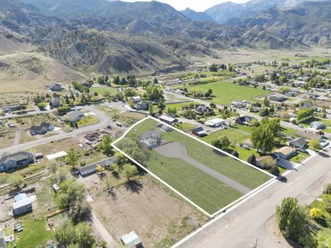 315 S 300 E Monroe UT 84754