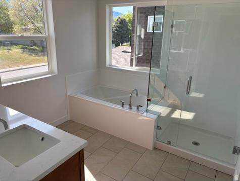 8076 S 300 E Midvale UT 84070