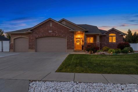 1031 S 1525 W Syracuse UT 84075