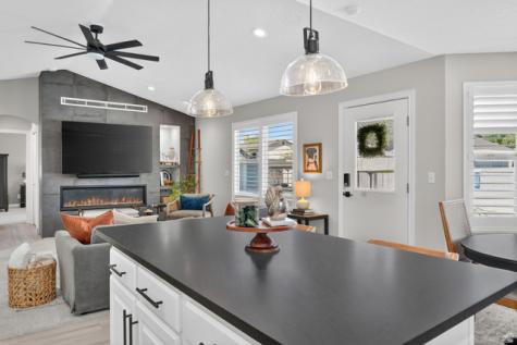 1031 S 1525 W Syracuse UT 84075