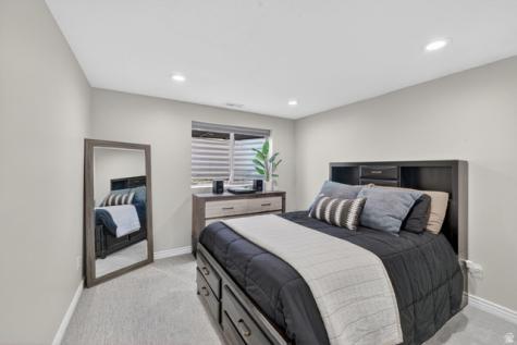 1031 S 1525 W Syracuse UT 84075