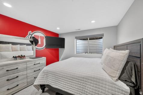 1031 S 1525 W Syracuse UT 84075