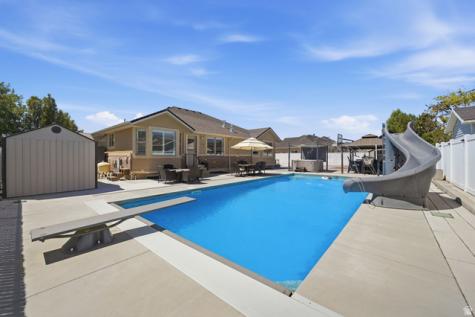 1031 S 1525 W Syracuse UT 84075