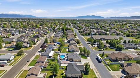1031 S 1525 W Syracuse UT 84075