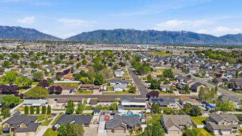 1031 S 1525 W Syracuse UT 84075