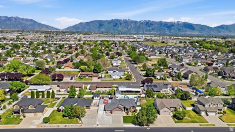1031 S 1525 W Syracuse UT 84075