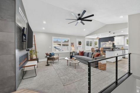 1031 S 1525 W Syracuse UT 84075