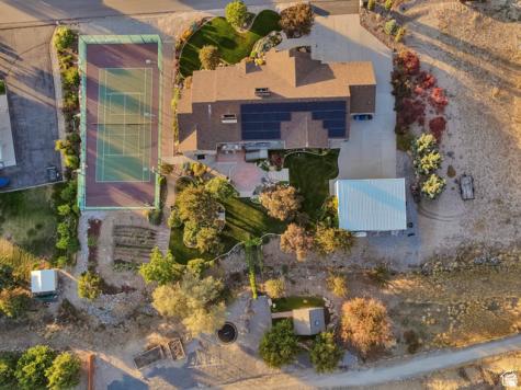 1040 E Canyon Road Hyde Park UT 84318