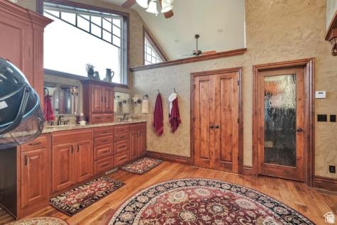 1040 E Canyon Road Hyde Park UT 84318