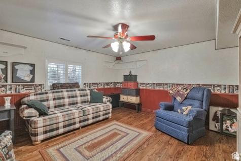 1040 E Canyon Road Hyde Park UT 84318