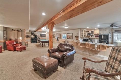 1040 E Canyon Road Hyde Park UT 84318