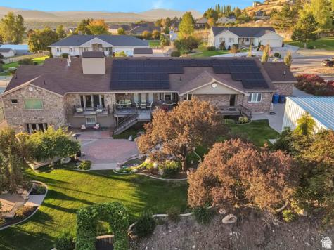 1040 E Canyon Road Hyde Park UT 84318