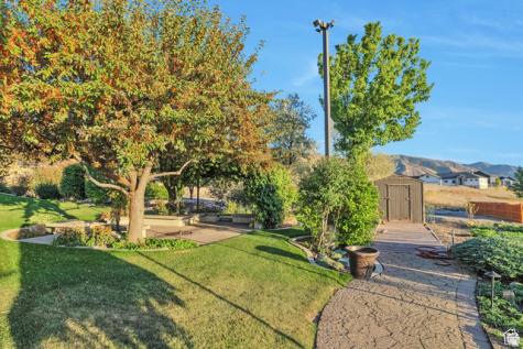 1040 E Canyon Road Hyde Park UT 84318