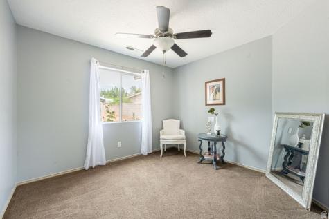 2392 E 480 N St. George UT 84790