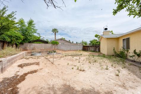 2392 E 480 N St. George UT 84790