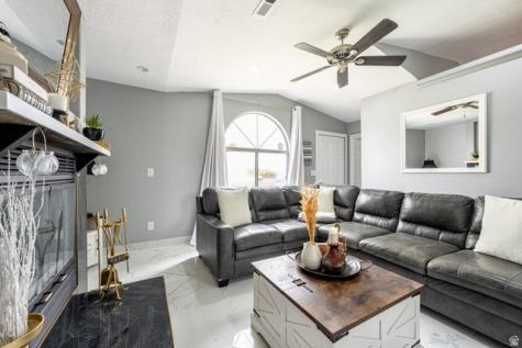 2392 E 480 N St. George UT 84790