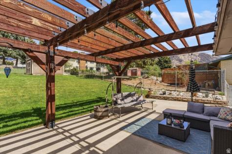 372 E 3250 N North Ogden UT 84414