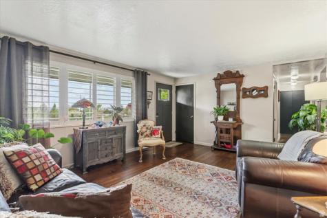 372 E 3250 N North Ogden UT 84414