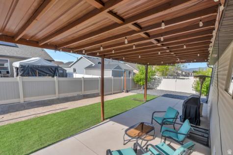 2454 E Ox Yoke Drive Eagle Mountain UT 84005