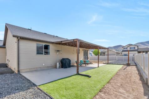 2454 E Ox Yoke Drive Eagle Mountain UT 84005