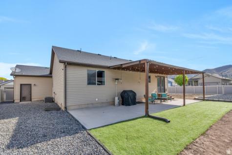 2454 E Ox Yoke Drive Eagle Mountain UT 84005
