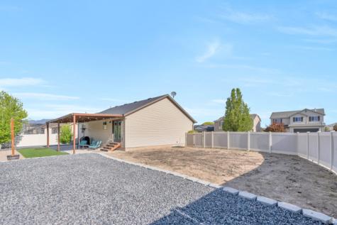 2454 E Ox Yoke Drive Eagle Mountain UT 84005