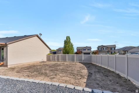 2454 E Ox Yoke Drive Eagle Mountain UT 84005