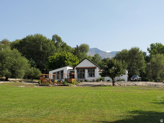 711 E 400 N Springville UT 84663