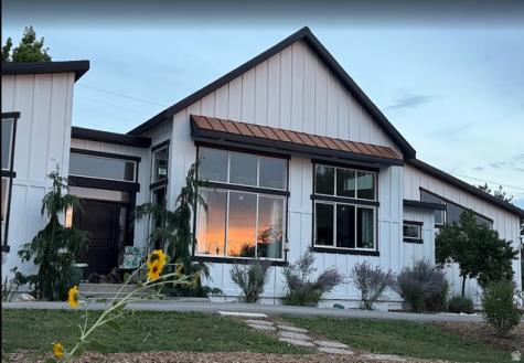 711 E 400 N Springville UT 84663