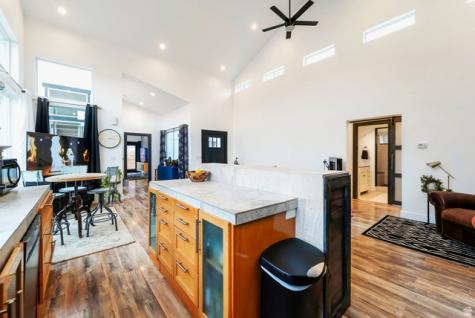 711 E 400 N Springville UT 84663