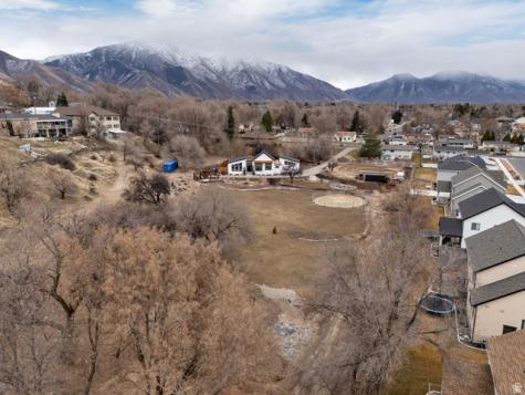 711 E 400 N Springville UT 84663