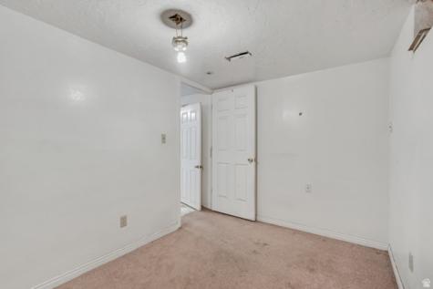 848 N Oakley Street Salt Lake City UT 84116