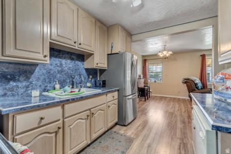 848 N Oakley Street Salt Lake City UT 84116