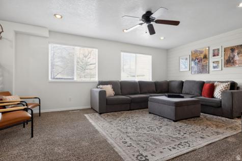 367 E 950 N Lehi UT 84043