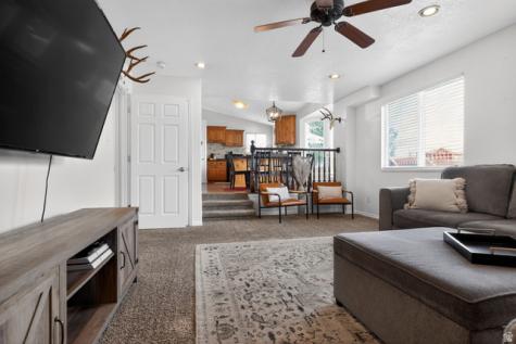 367 E 950 N Lehi UT 84043