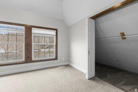 7886 S 2100 E South Weber UT 84405