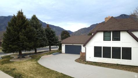 7886 S 2100 E South Weber UT 84405